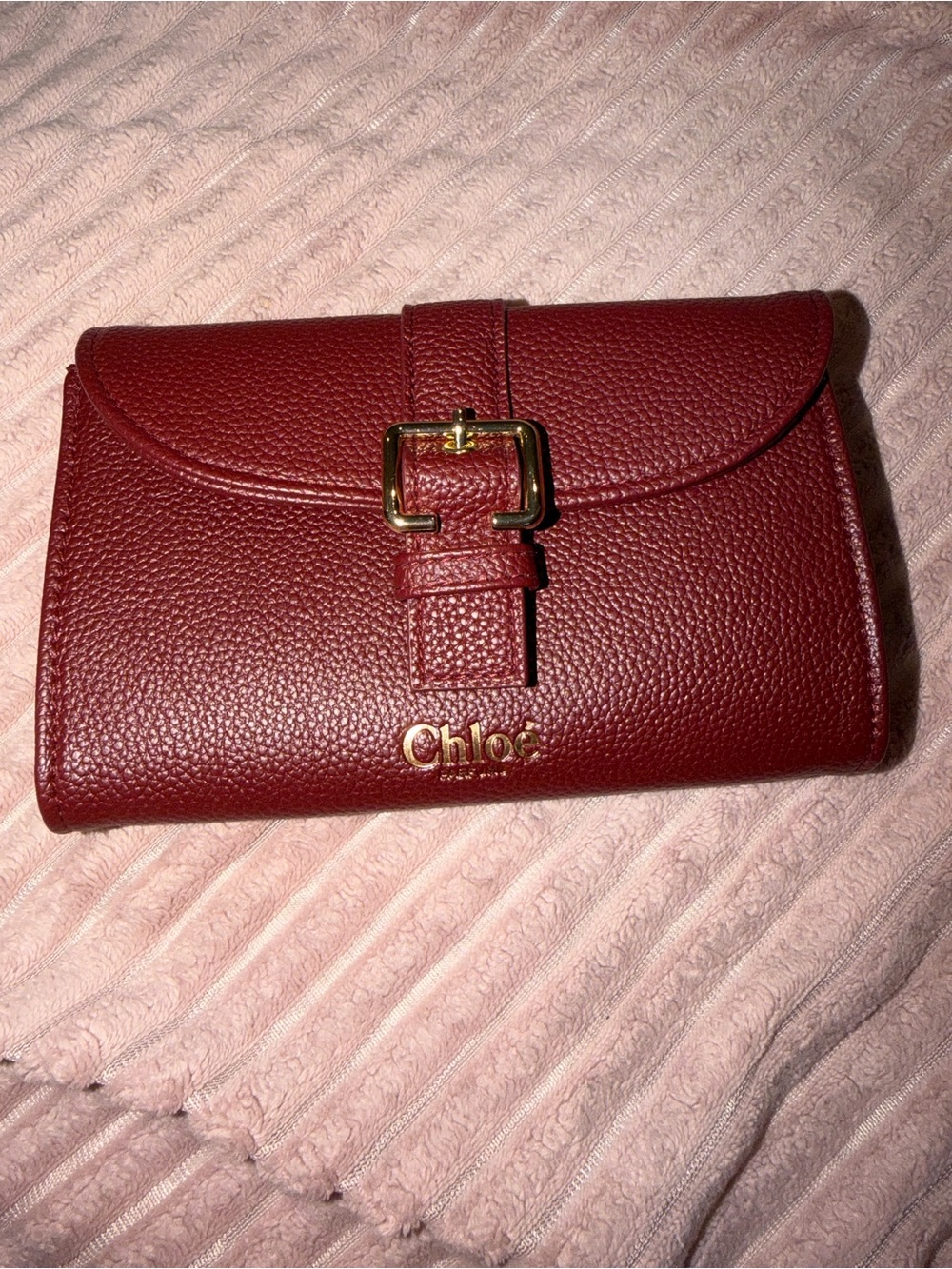 New Chloe Red Pebbled Leather Wallet with Buckle